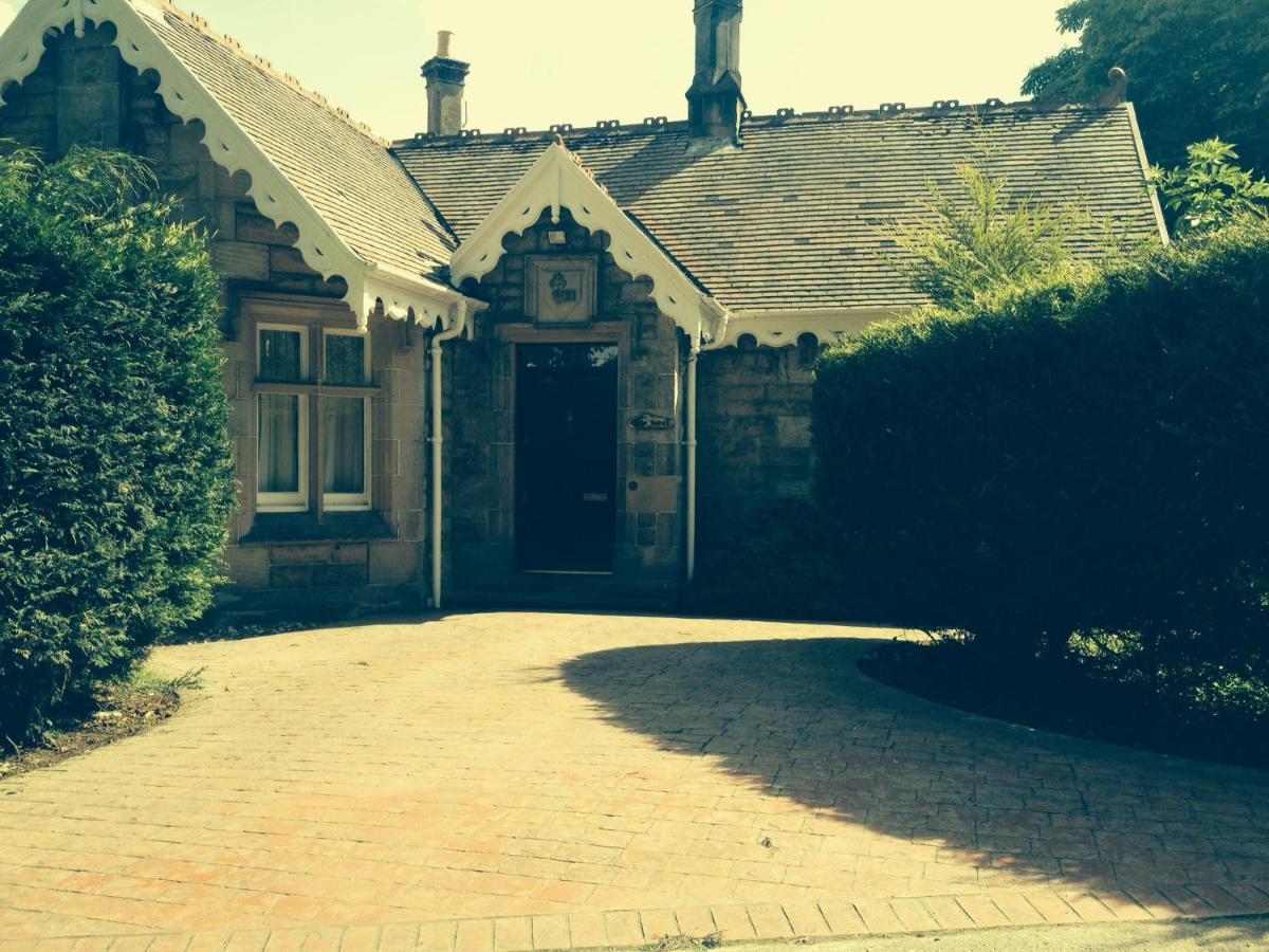 אלג'ין Mansion House Hotel מראה חיצוני תמונה